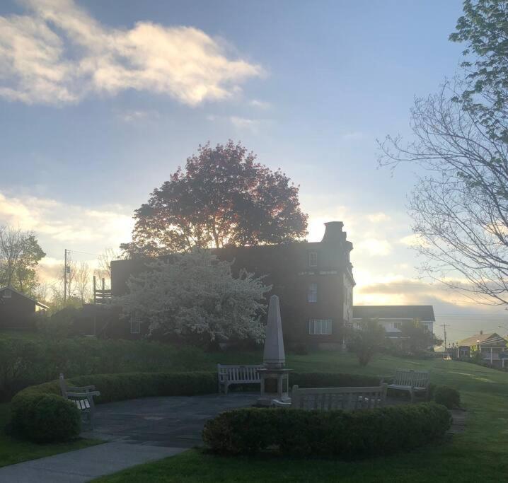 Elegant 2Br Apt W 2 Bathrooms In Historic Hamlet By Berkshires & Hudson Valley, Walk To Restaurants Hillsdale Exterior photo